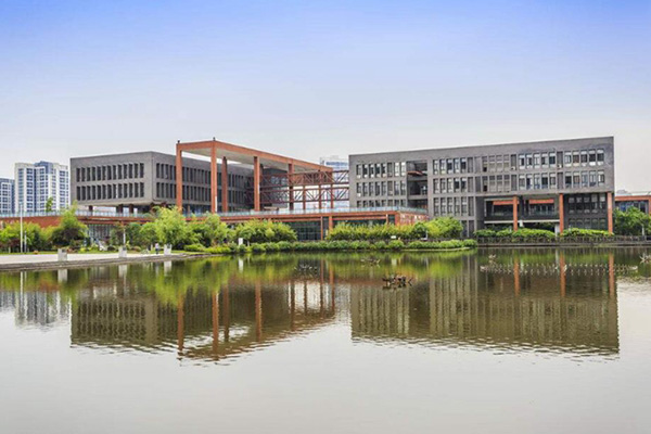 重庆五一高级技工学校2019年办学条件怎么样,好不好?