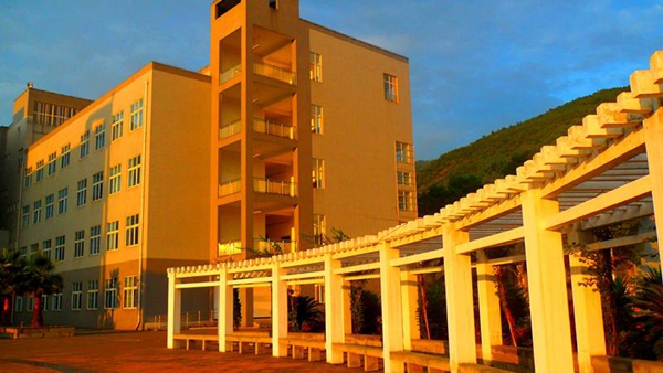 2019年现在女生去学习哪些铁路学校的专业好呢?