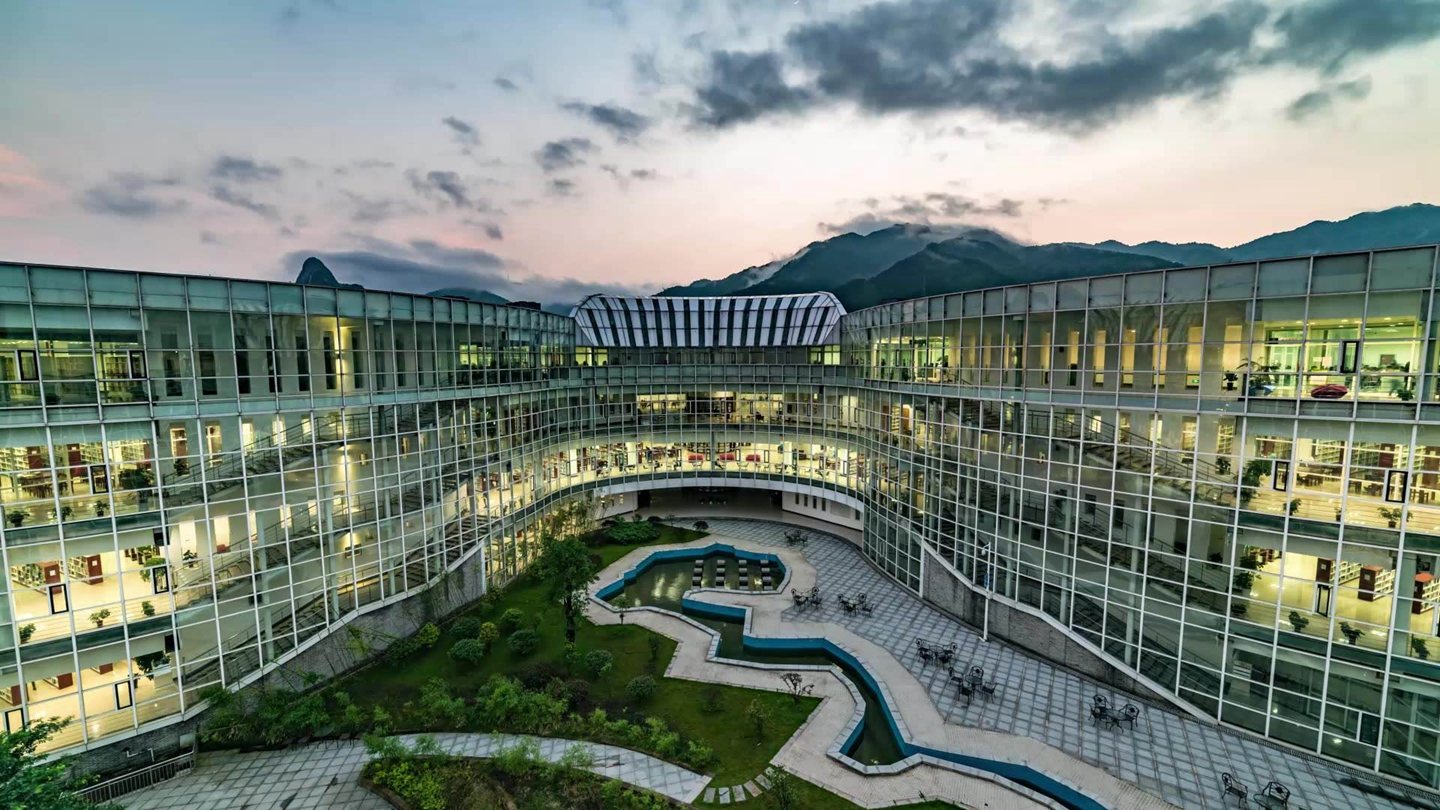 2019年重庆市聚英技工学校的报名时间什么时候开始呢?