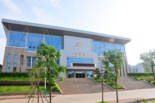 2019年报考重庆市女子职业高级中学有哪些招生条件呢?