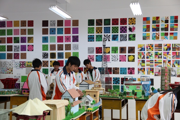 云南建设学校制作模型 云南建设学校制作模型